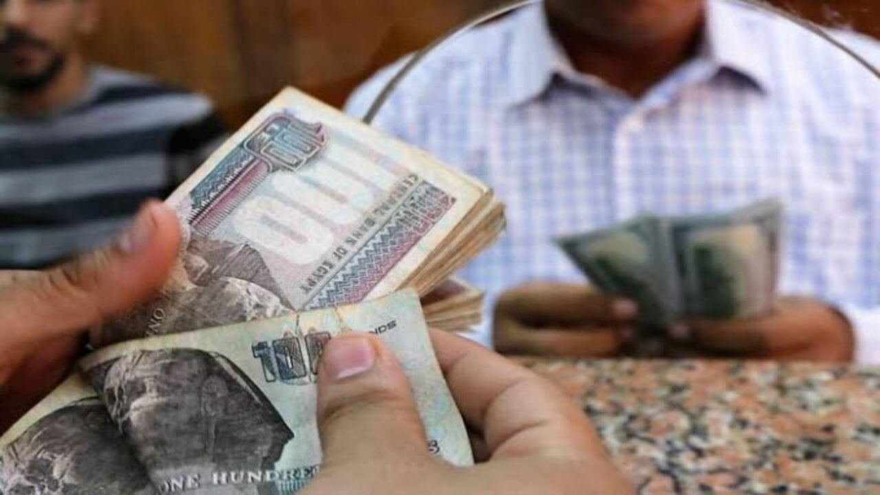 بقرار رئاسي.. رفع الحد الأدنى للاجور للعاملين في القطاع الحكومي والخاص